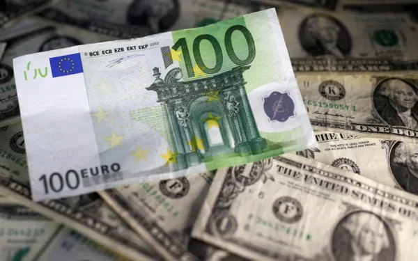 Euro hits 17-month low as French debt concerns mount