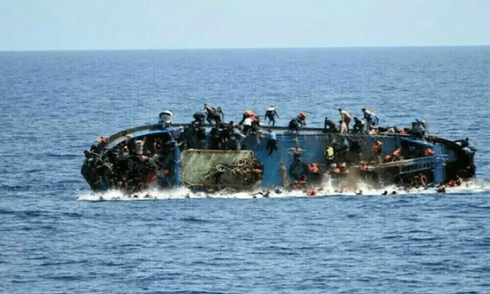 Boat Capsizes in Bihar, Drowning 13, Mostly Children Boat Capsizes in Bihar, Drowning 13, Mostly Children