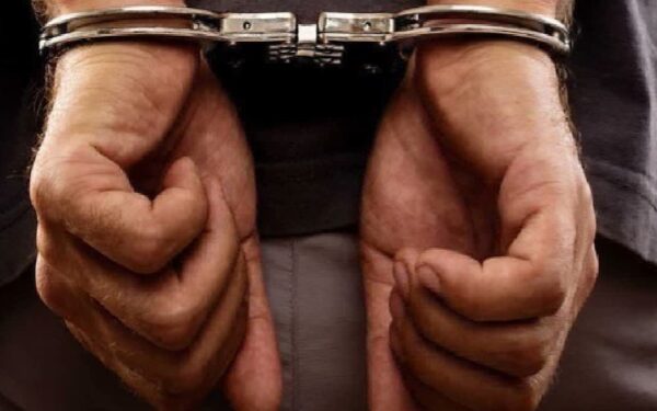 FIA Seizes Cash and Devices in Hawala-Hundi Operation