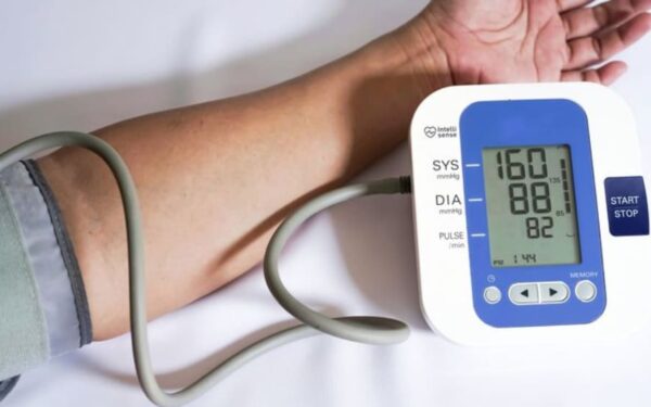 Cardiologists Warn 42 Percent of Pakistani Adults Suffer from Hypertension