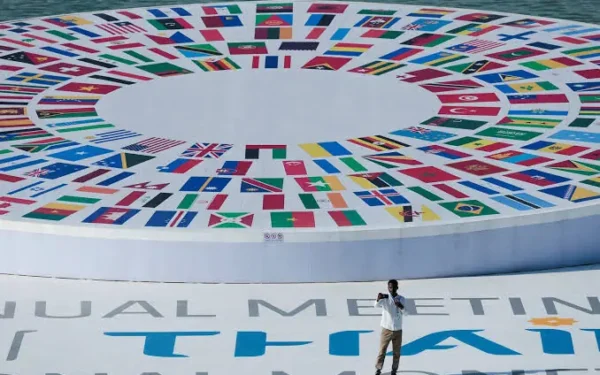 Pakistan Nominated to Chair World Bank, IMF Boards in 2027 Pakistan Nominated to Chair World Bank, IMF Boards in 2027