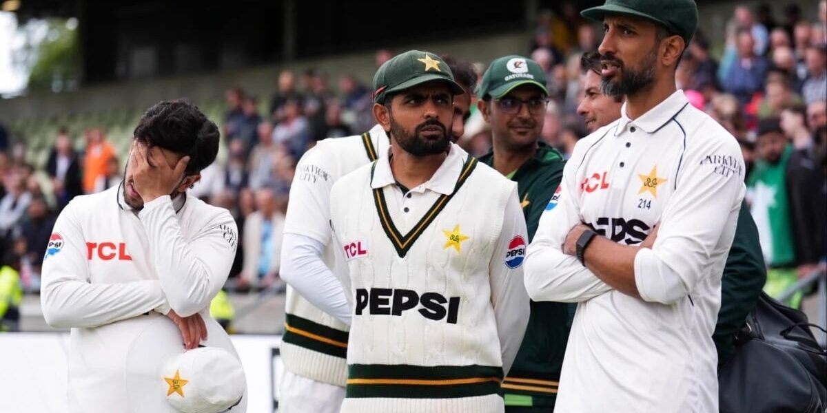 Pakistan’s Masood Injured Ahead of Sri Lanka Tests Pakistan’s Masood Injured Ahead of Sri Lanka Tests
