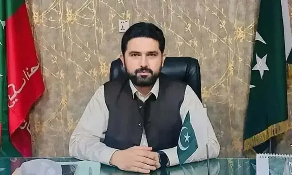 Chief Minister Afridi Urges Accelerated Hospital Projects in Khyber Pakhtunkhwa