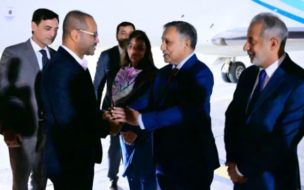 Oman’s Foreign Minister Arrives in Islamabad for Official Visit
