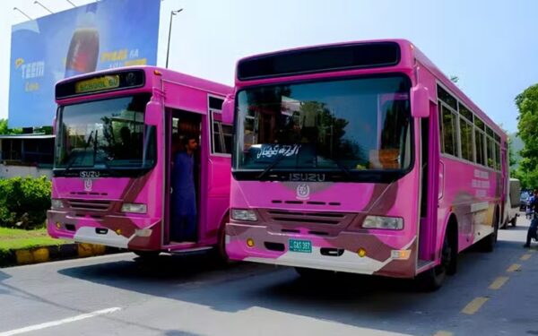 Punjab Chief Minister Provides Pink Buses for Female Students at Murree University Punjab Chief Minister Provides Pink Buses for Female Students at Murree University