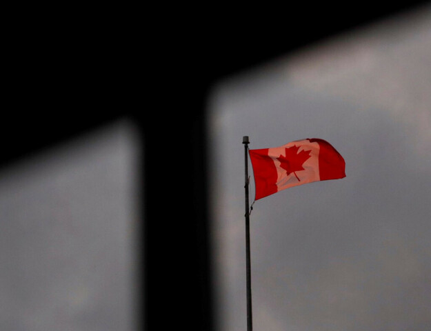 Canadian Home Sales Plunge as Mortgage Rates Rise Canadian Home Sales Plunge as Mortgage Rates Rise