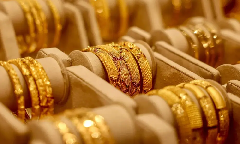 Gold prices steady at Rs437,536 per tola in Pakistan