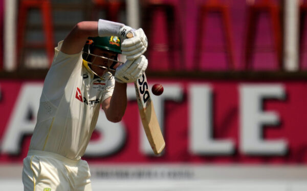 Australia to consider batting changes but Renshaw safe for now