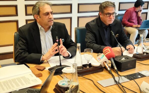 Former minister calls for education reforms