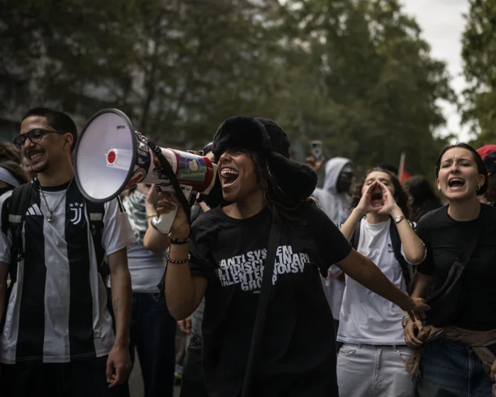 French High School Protests Persist Despite Government Promises