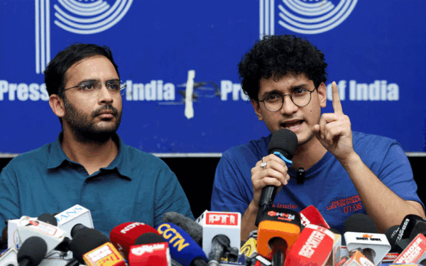 Indian police detain ‘cockroach’ movement leaders over election protests Indian police detain ‘cockroach’ movement leaders over election protests