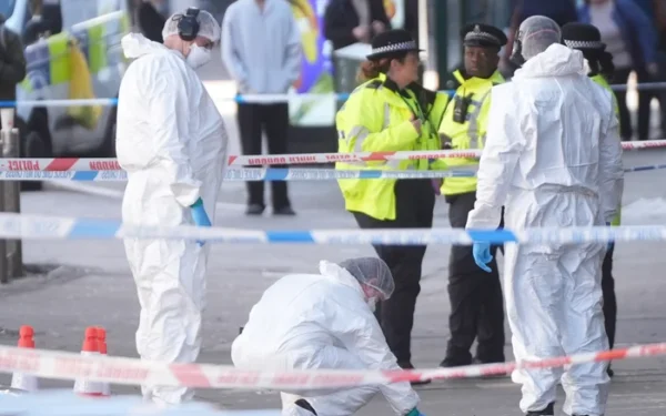 Nottinghamshire Police Officer Hospitalized After Being Shot in Foot Nottinghamshire Police Officer Hospitalized After Being Shot in Foot