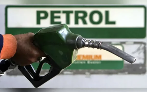 Government hikes diesel price, maintains petrol rates Government hikes diesel price, maintains petrol rates
