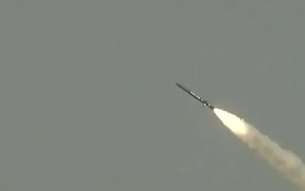 Pakistan tests extended Fatah-4 cruise missile successfully Pakistan tests extended Fatah-4 cruise missile successfully