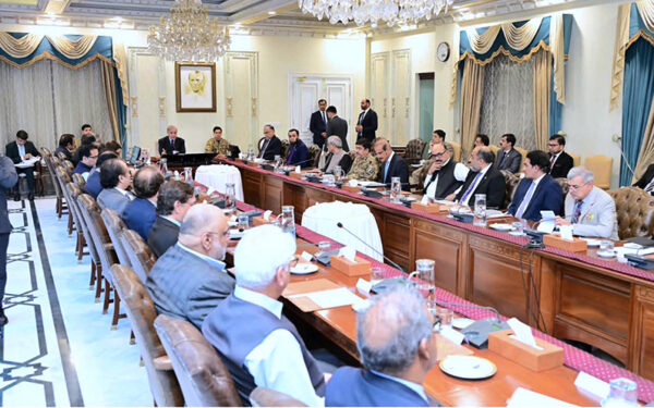 Prime Minister Honours Officials Behind Fuel Subsidy Scheme Prime Minister Honours Officials Behind Fuel Subsidy Scheme