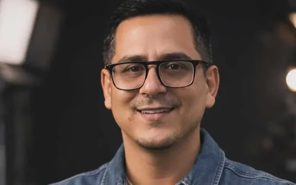 Kashmiri filmmaker Arfat Sheikh released from US ICE detention Kashmiri filmmaker Arfat Sheikh released from US ICE detention