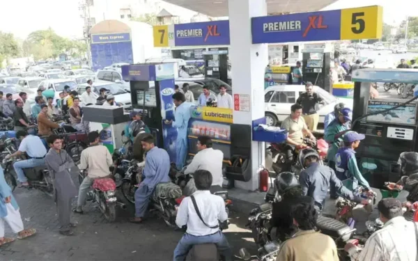 Petrol Prices Cut, HSD Slightly Hiked