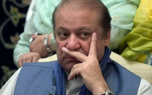 Nawaz Sharif Inspects Development Projects in Lahore Nawaz Sharif Inspects Development Projects in Lahore
