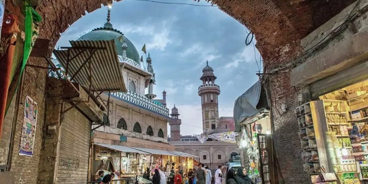 Funding Shortfall Hinders Walled City Restoration in Lahore Funding Shortfall Hinders Walled City Restoration in Lahore