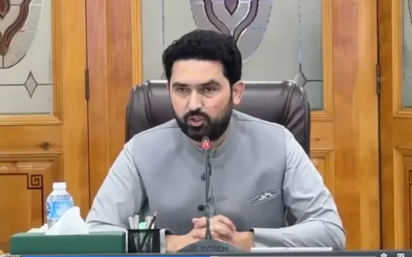 KP Chief Minister Criticizes Governor’s Security Meeting, Seeks Legal Opinion KP Chief Minister Criticizes Governor’s Security Meeting, Seeks Legal Opinion