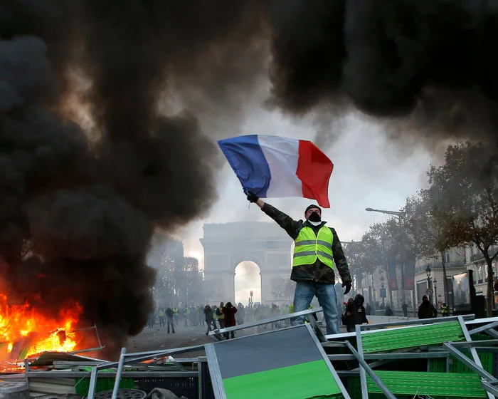 French borrowing costs reach 24-year peak amid budget failure and civil unrest French borrowing costs reach 24-year peak amid budget failure and civil unrest