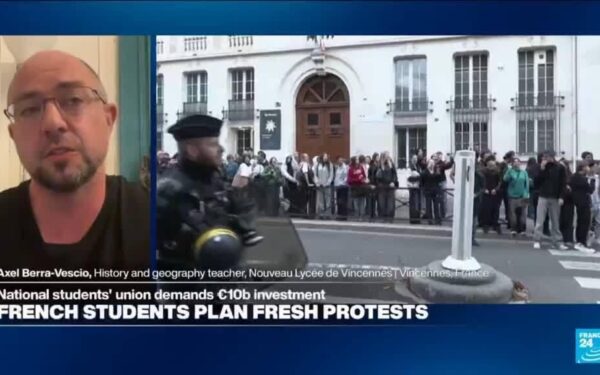 French students protest education system’s neglect French students protest education system’s neglect