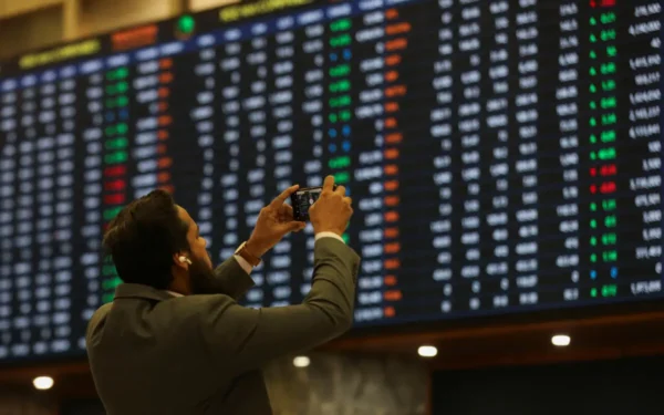 PSX Suffers as KSE-100 Dips Nearly 500 Points