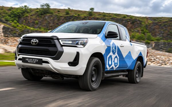 Toyota to Launch Hydrogen-Powered Hilux in 2028 Toyota to Launch Hydrogen-Powered Hilux in 2028