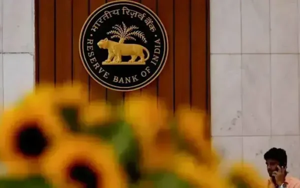 India’s Bank Liquidity Surplus Expected to Decline by Year-End