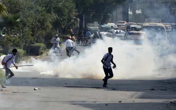 Students block Turkey Bypass over alleged Green Bus assault Students block Turkey Bypass over alleged Green Bus assault