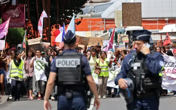 French Protests Spread Nationwide Against High Prices and Social Strain French Protests Spread Nationwide Against High Prices and Social Strain