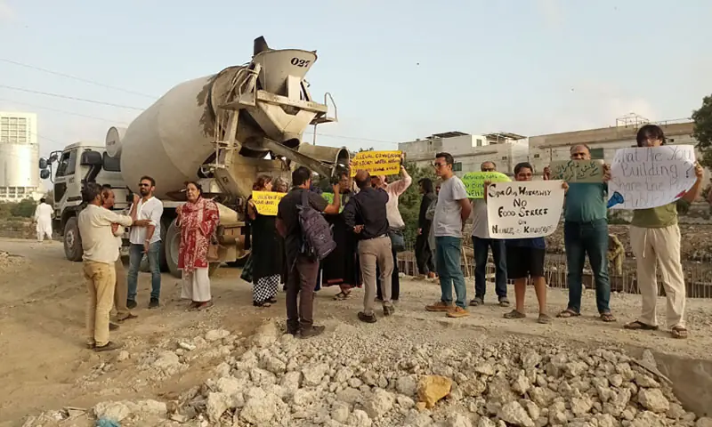 Protesters demand transparency over Nehr-i-Khayam construction Protesters demand transparency over Nehr-i-Khayam construction