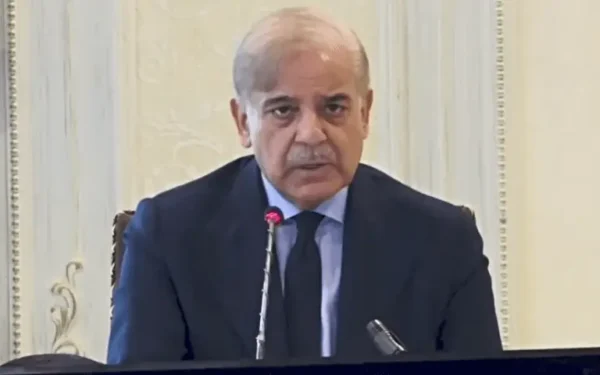 PM Shehbaz Addresses Federal Cabinet Amid Tensions PM Shehbaz Addresses Federal Cabinet Amid Tensions