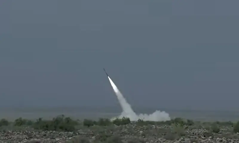 Pakistan Army Tests Hypersonic Fatah-2 Extended Range Missile Pakistan Army Tests Hypersonic Fatah-2 Extended Range Missile