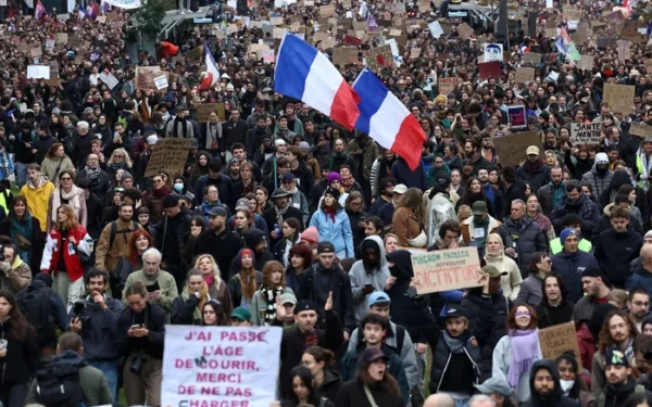 Protests Sweep Across Europe as French Citizens March for Better Conditions Protests Sweep Across Europe as French Citizens March for Better Conditions